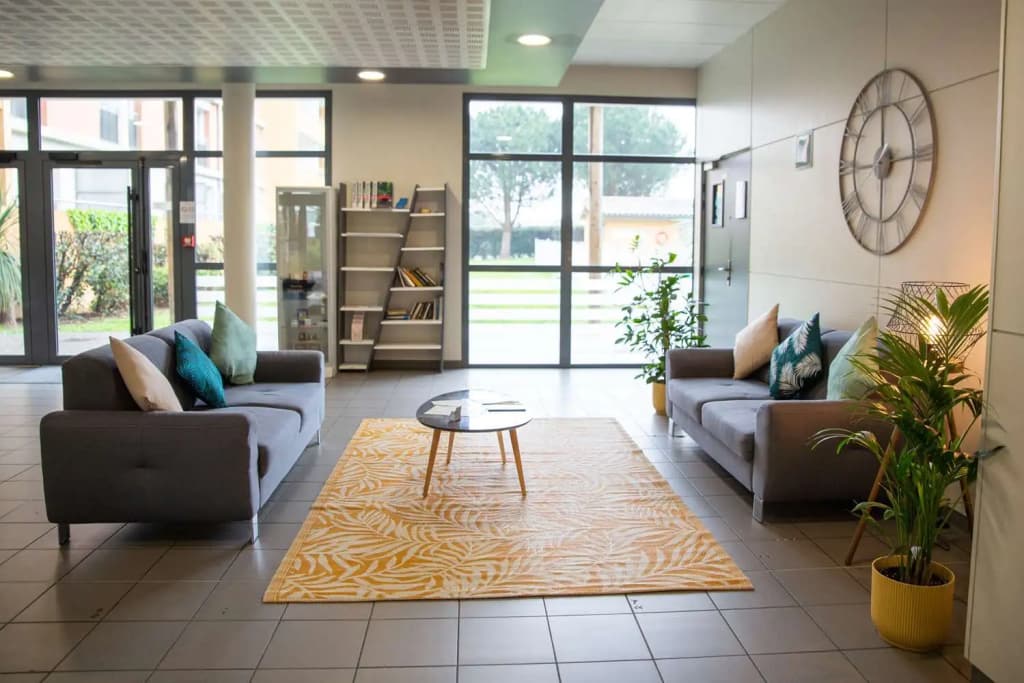 Comfort Aparthotel Toulouse Metropole - Miniature 8