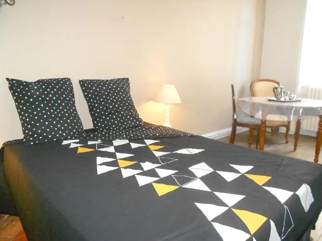 House With 3 Bedrooms in Airvault, With Enclosed Garden and Wifi - Photo 3