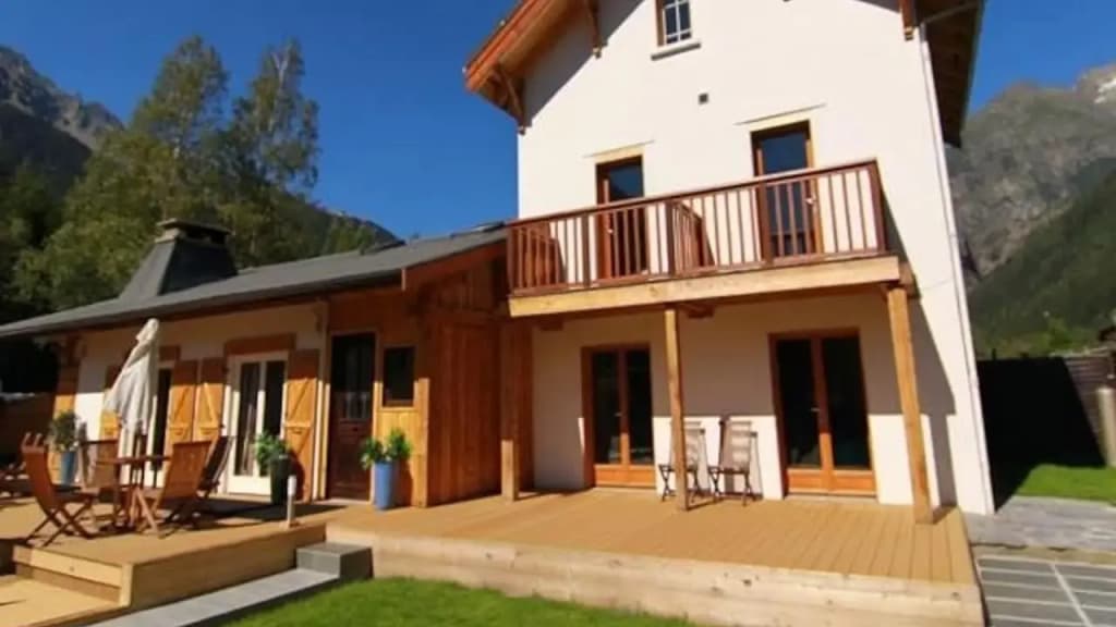 Mont Blanc Spa Chalet - Miniature 8