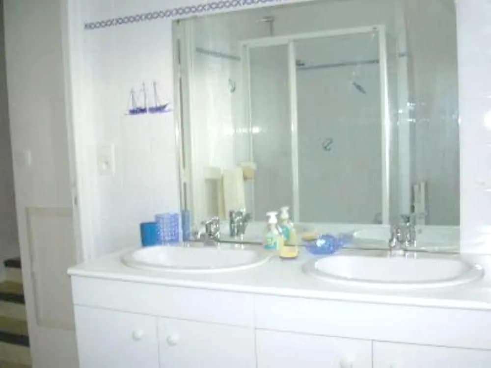House With 4 Bedrooms in Loctudy, With Wonderful sea View, Enclosed Ga - Miniature 8