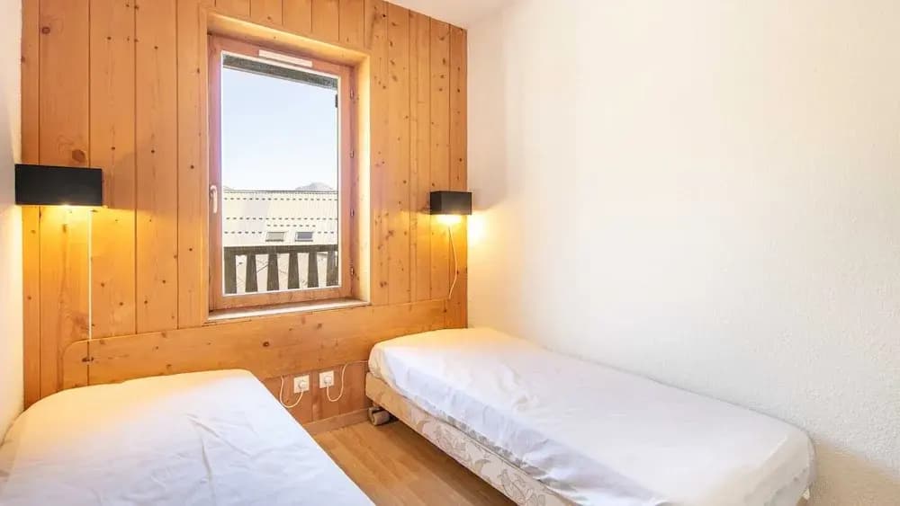 Cozy Alpine Apartment With Pool - Photo 2