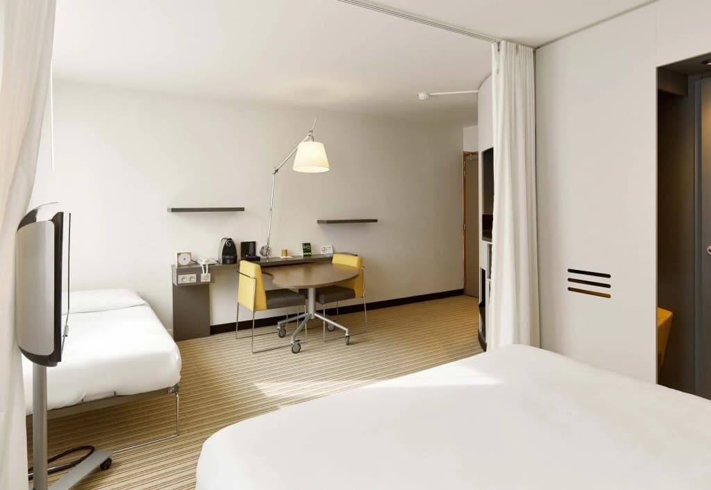 B&B HOTEL Rueil-Malmaison Gare - Photo 3