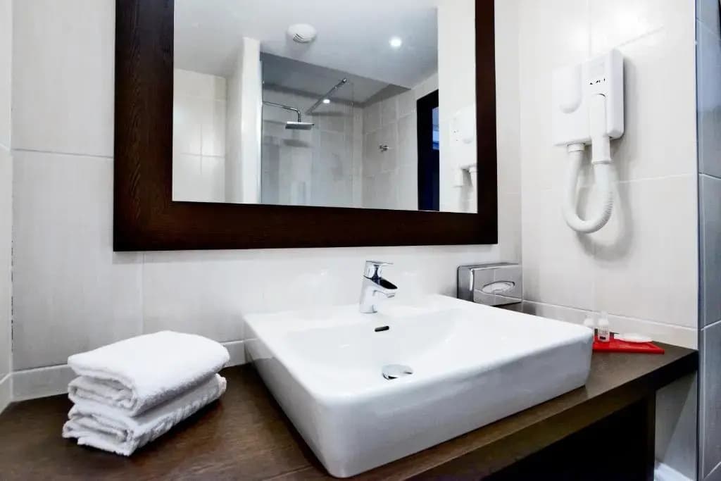 Enzo Hotels Thionville by Kyriad Direct - Miniature 8