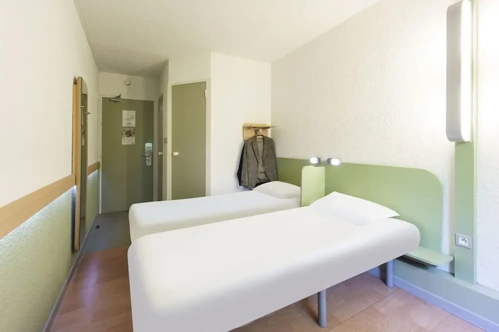 Ibis Budget Chateauroux Déols - Photo 3