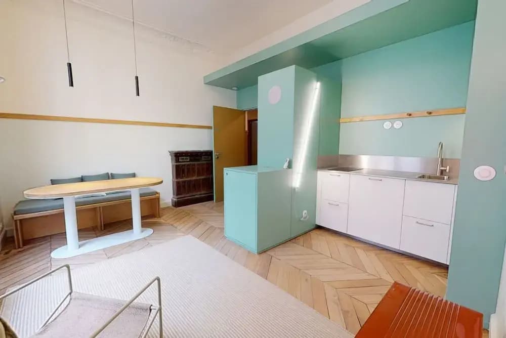 Altido Pleasant 1-bed Flat w Shared Courtyard - Photo 4