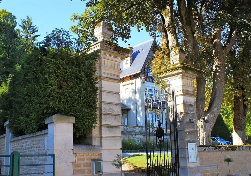 Les Roches - Chateaux & Hotels Collection - Photo 1