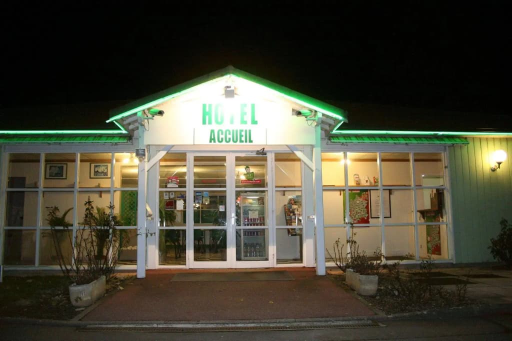 Fasthotel Dijon Nord - Photo 1