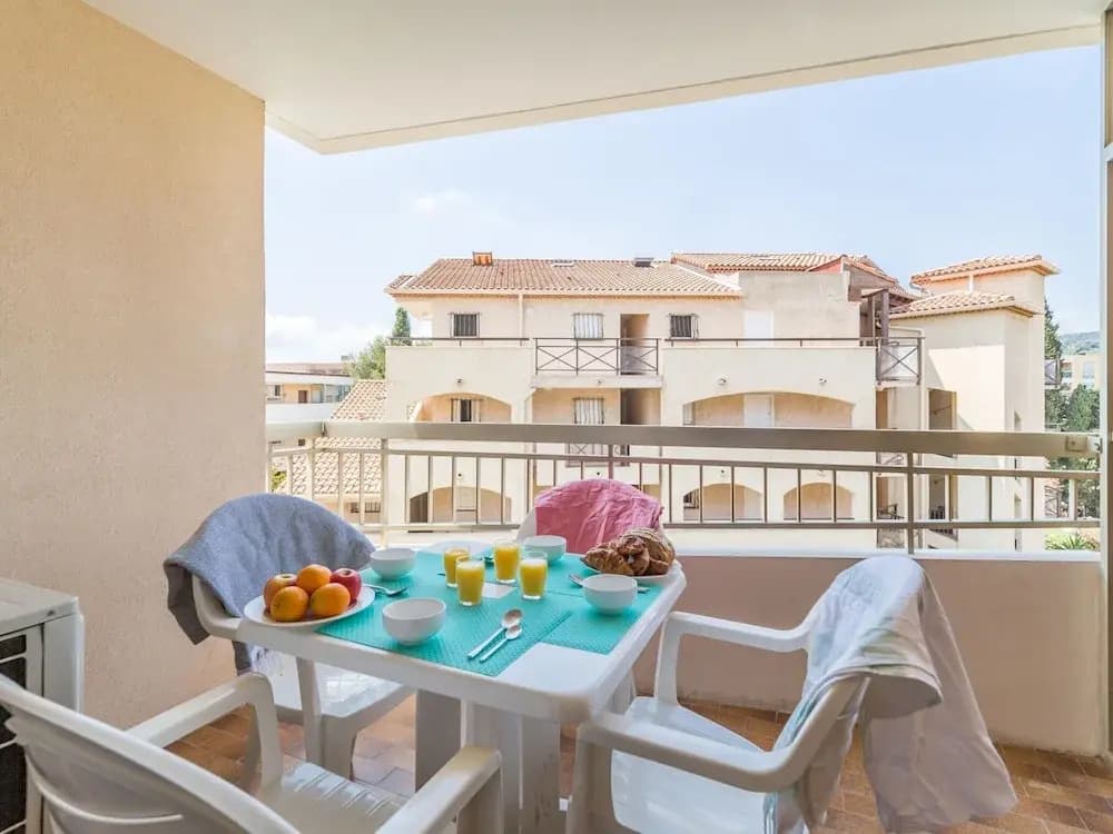 Air-conditioned Studio in Sainte Maxime - Miniature 7