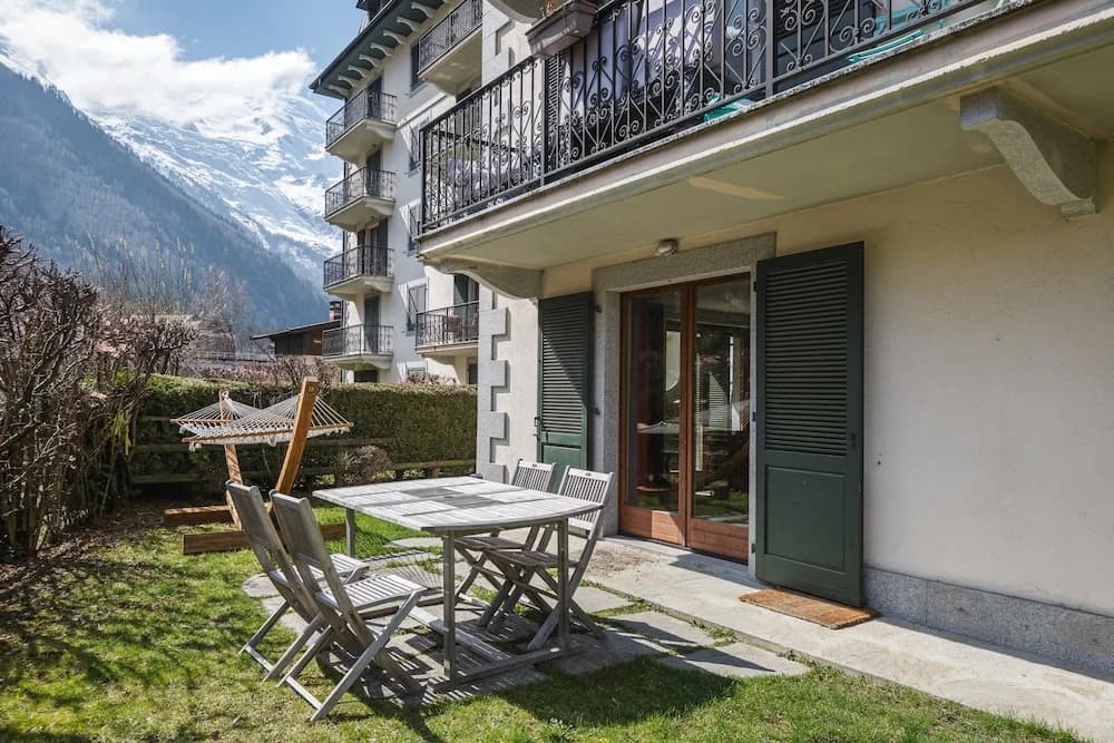 Les Terrasses Spacious Central 3 Bedroom Apartment - Photo 3