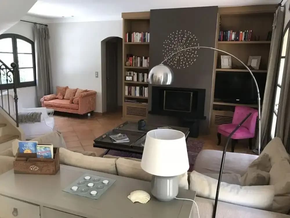 Villa La Bastide Comfortable Vacation Home - Photo 5