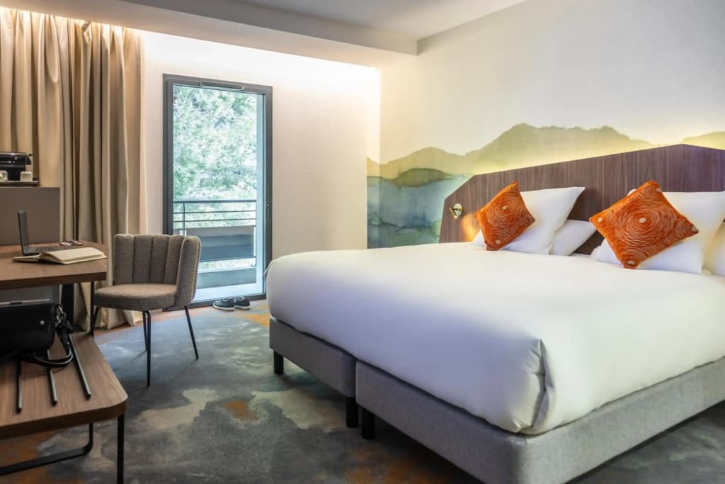 Mercure Aix-en-Provence La Duranne Gare TGV - Photo 2