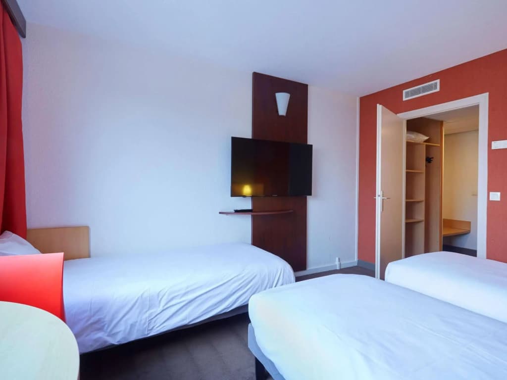 ibis Annemasse - Photo 4