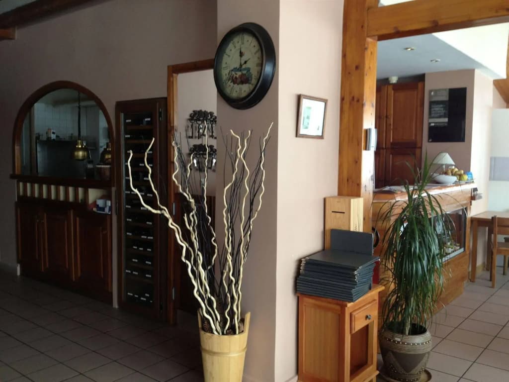 L'Auberge de la Croix Perrin - Photo 2
