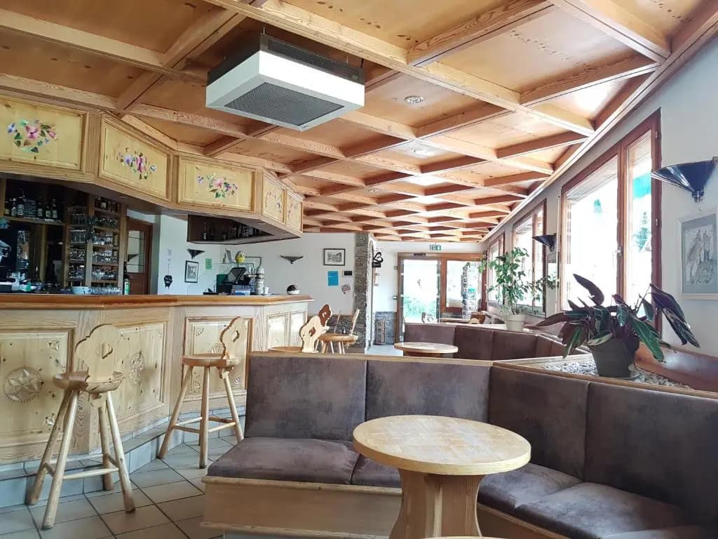 Hôtel La Vanoise - Photo 1
