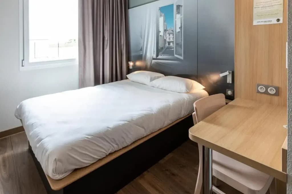 B&B HOTEL Troyes Magasins d'usine - Photo 5