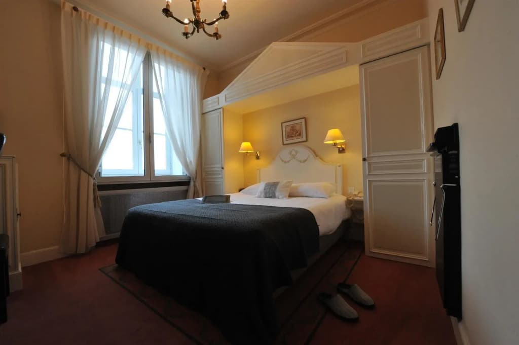 Oceania Hotel d'Anjou Angers - Miniature 6