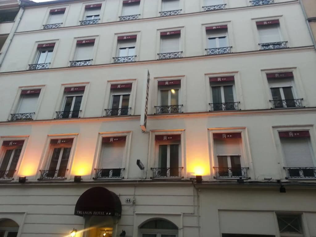 Hôtel Trianon Vincennes - Photo 1