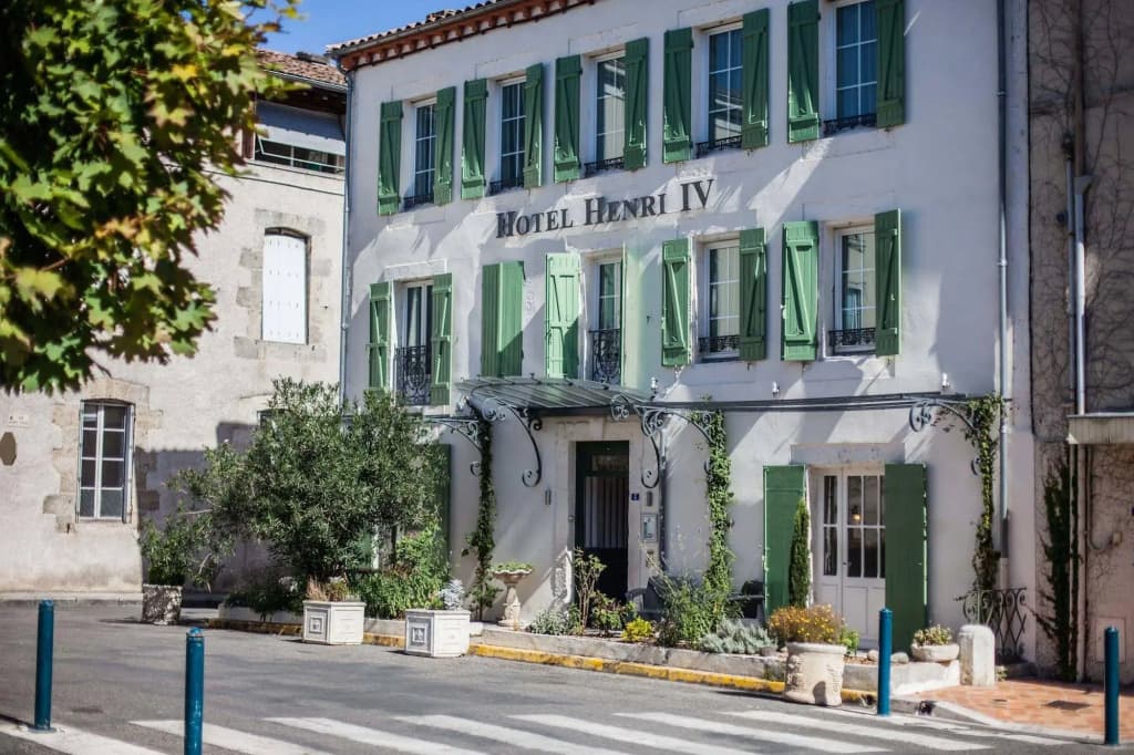 Hôtel Henri IV - Photo 1