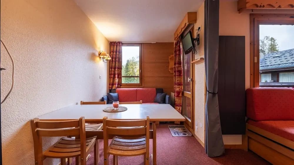 Apartment in Doucy Near Ski Slopes - Photo 5