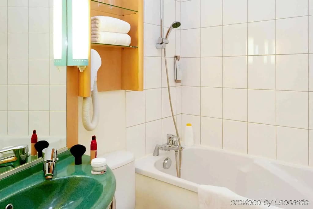ibis Nuits Saint Georges - Miniature 7