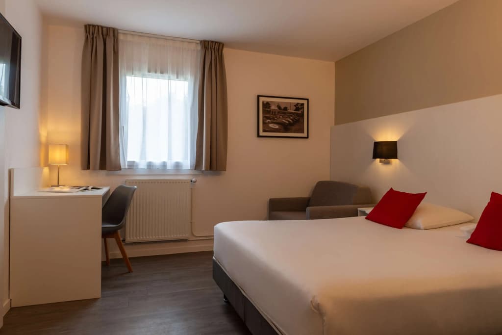 The Originals City, Hôtel Acropole, Bernay - Photo 5