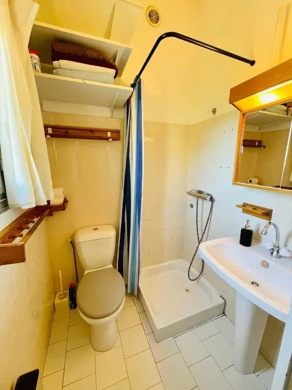 Bel appartement avec mezzanine, vue mer et piscine - Miniature 7