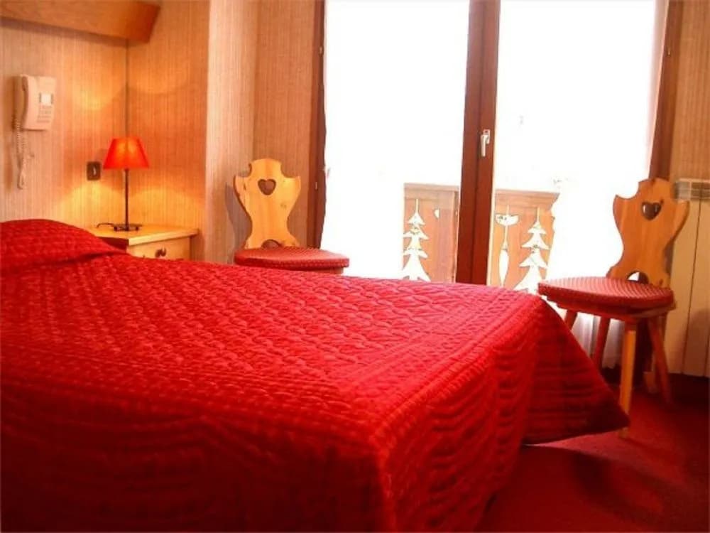 L'Arcalod Hôtel Restaurant & Spa - Miniature 6