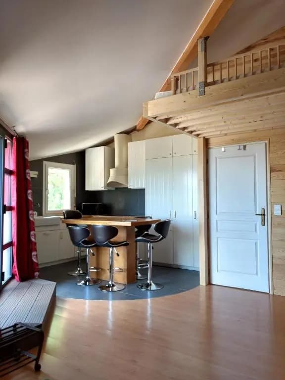 Chalet de TARA - Grand appartement esprit chalet - piscine chauffée - Genève - Photo 3