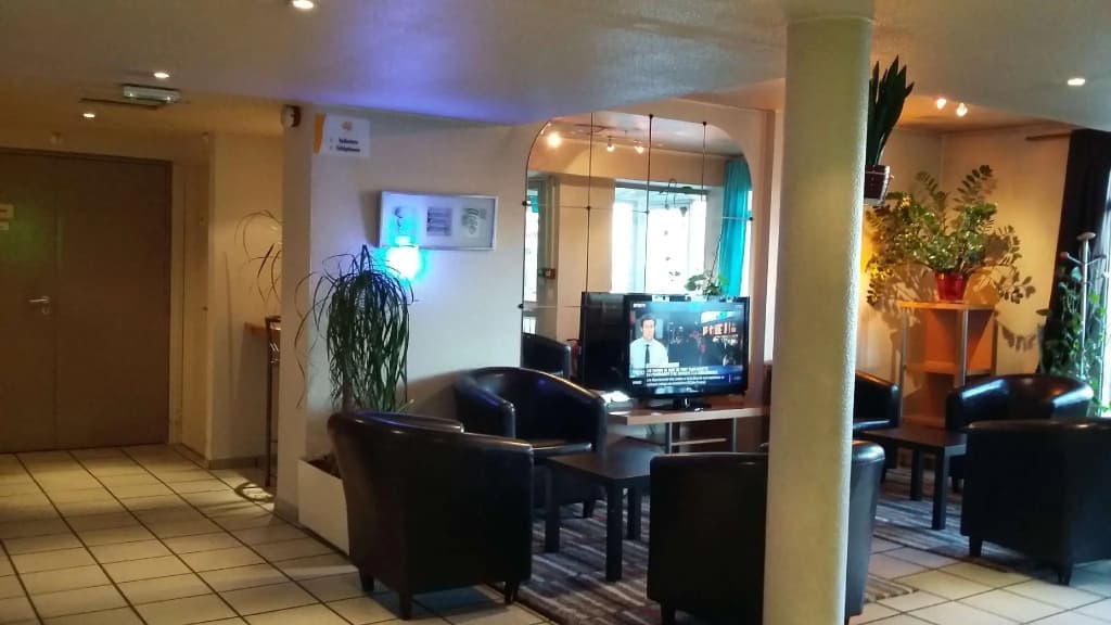 ibis budget Chilly Mazarin Les Champarts - Photo 2