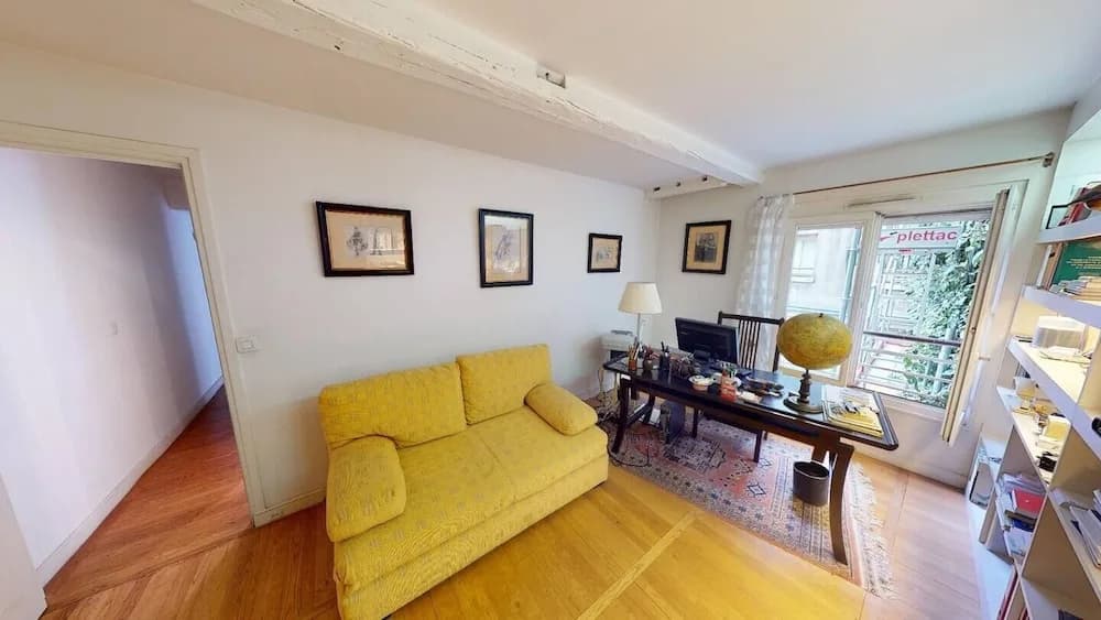 Marais Two Bedroom Haven - Miniature 7