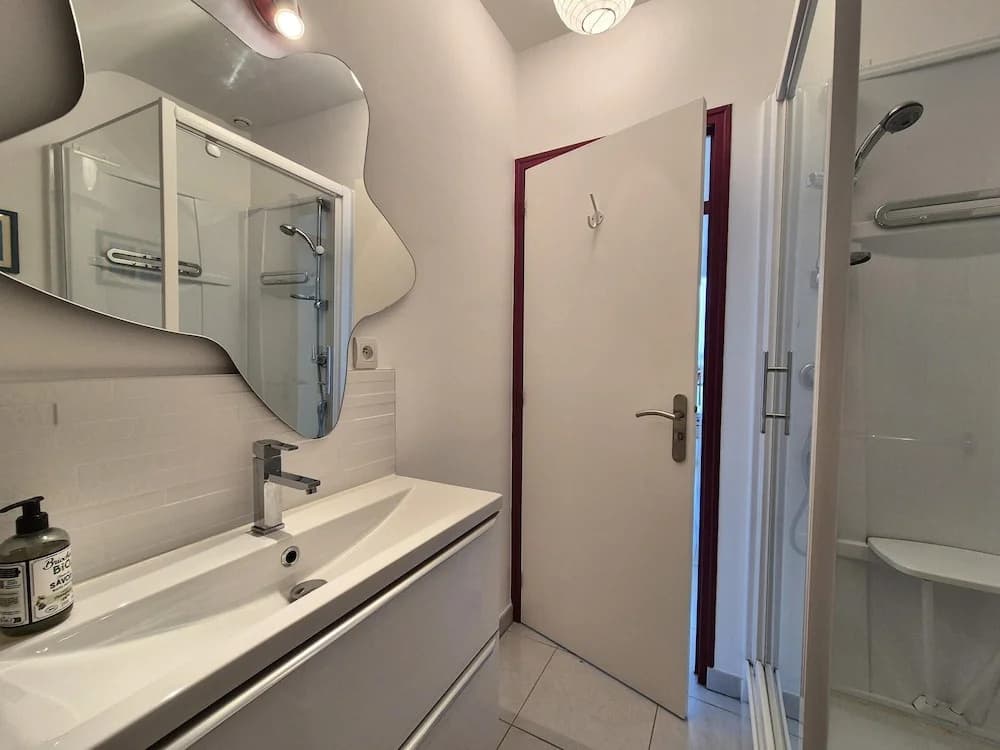 Apartment in Erquy Near Emerald Coast Beaches - Miniature 6