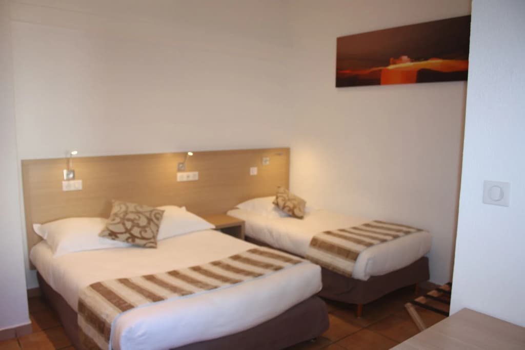 Hôtel Holzer II - Miniature 6
