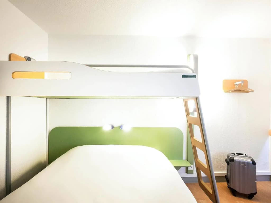 ibis budget Alès Saint Christol - Photo 3
