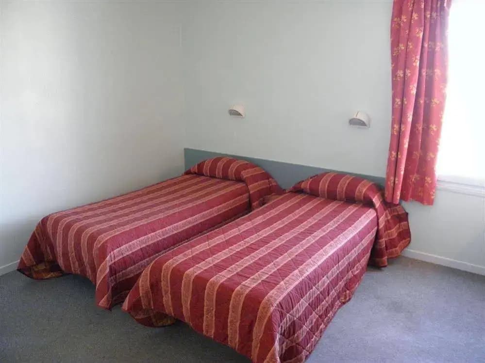 Fasthotel Tours Sud - Photo 5