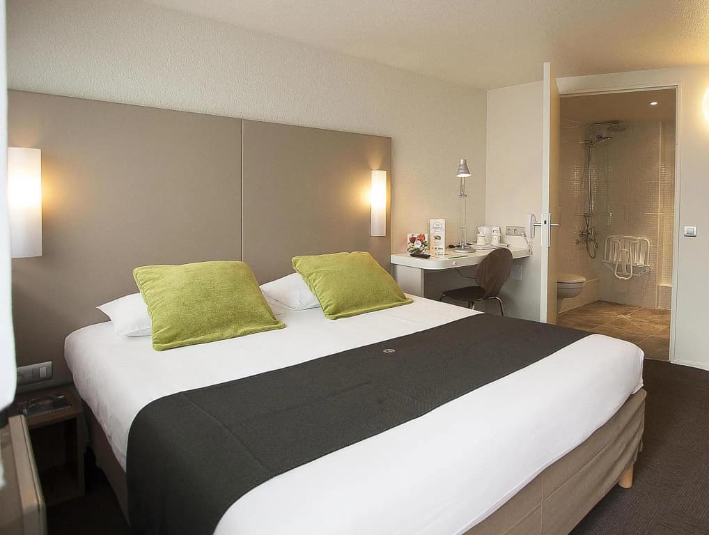 Brit Hotel Confort Dinan Taden - Photo 3