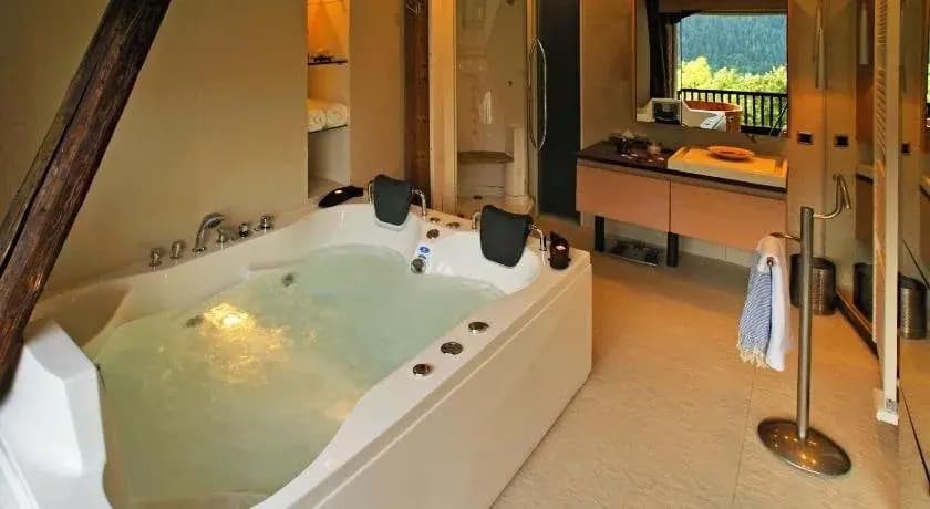 Le Chalet Spa des Hameaux - Photo 5