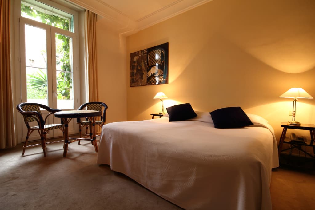 Windsor Hotel - Photo 4