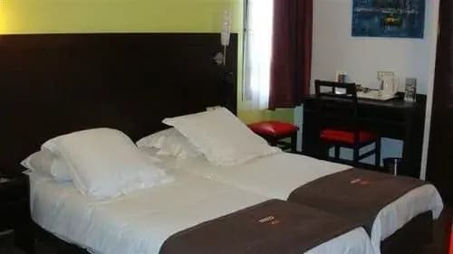 Hotel Kyriad Design ENZO PONT A MOUSSON - Photo 4