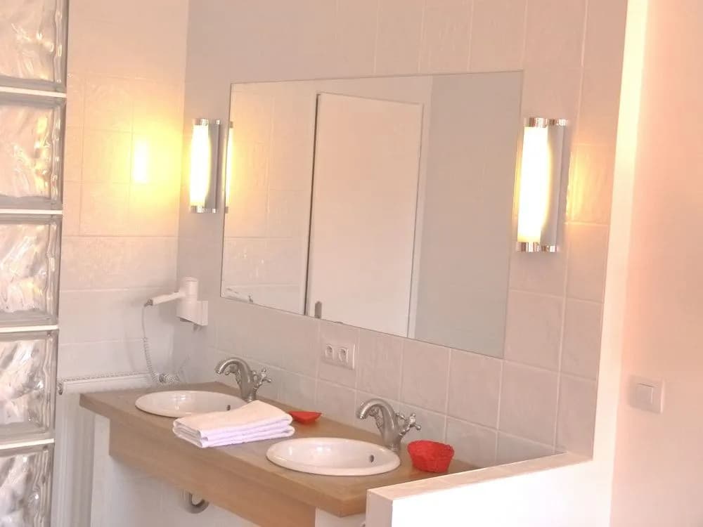 Serenity Guesthouse - Miniature 7