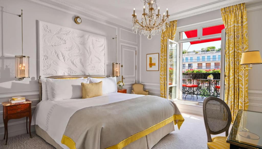 Hotel Plaza Athenee - Photo 3