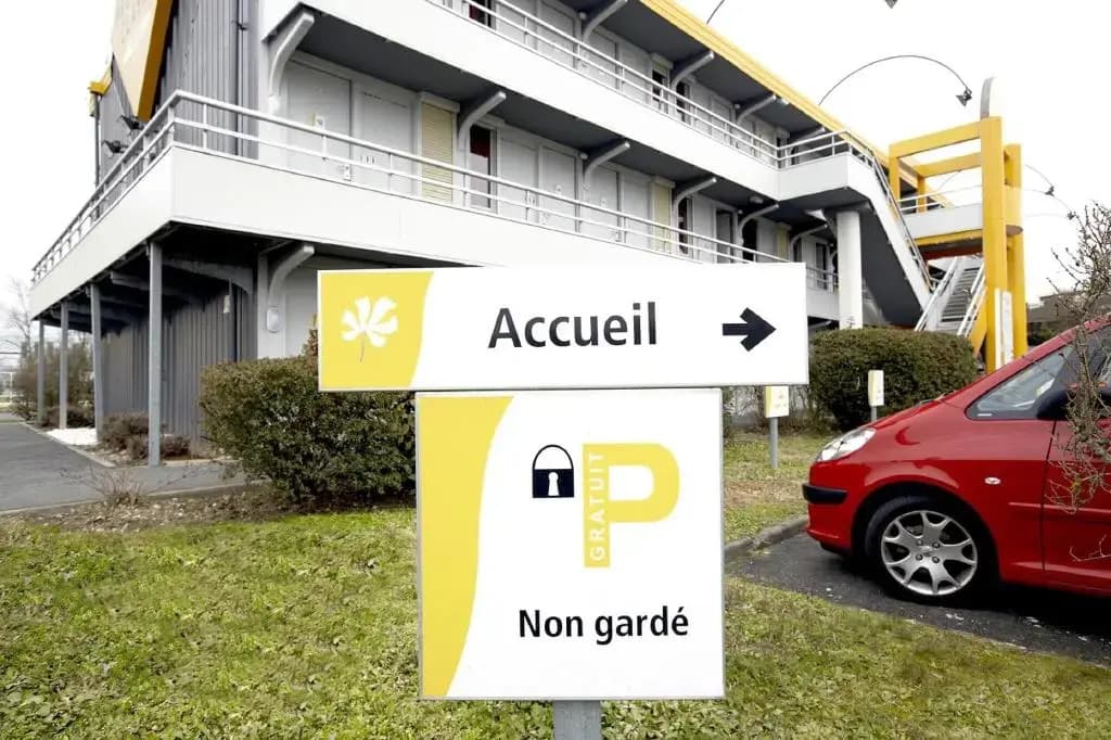 Premiere Classe Bordeaux Sud-Pessac Becquerel - Photo 1