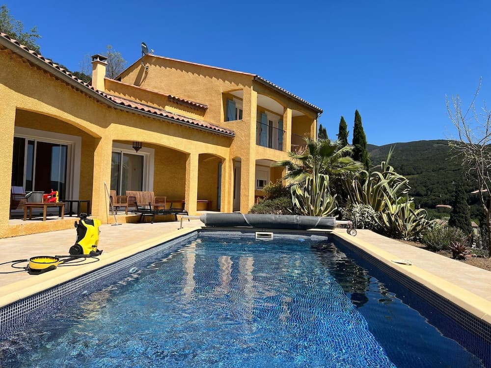 Roquebrun Villa With Pool - Photo 5