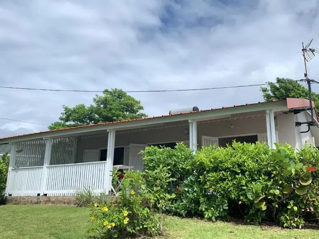 Bungalow de 2 chambres a Le Diamant a 50 m de la plage avec vue sur la mer jardin clos et wifi - Photo 1