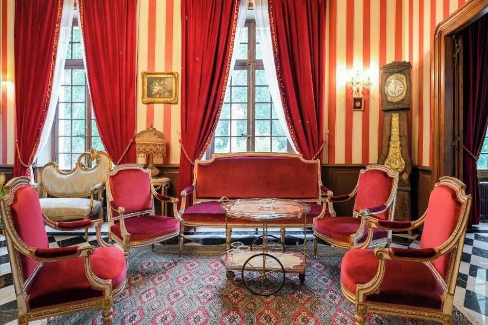 Le Petit Château De Barbizon - Photo 2