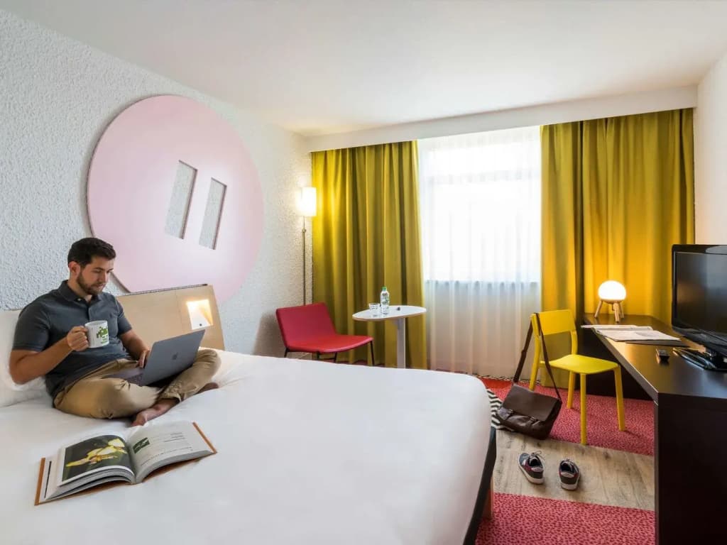 ibis Styles Lyon Bron Eurexpo - Photo 3