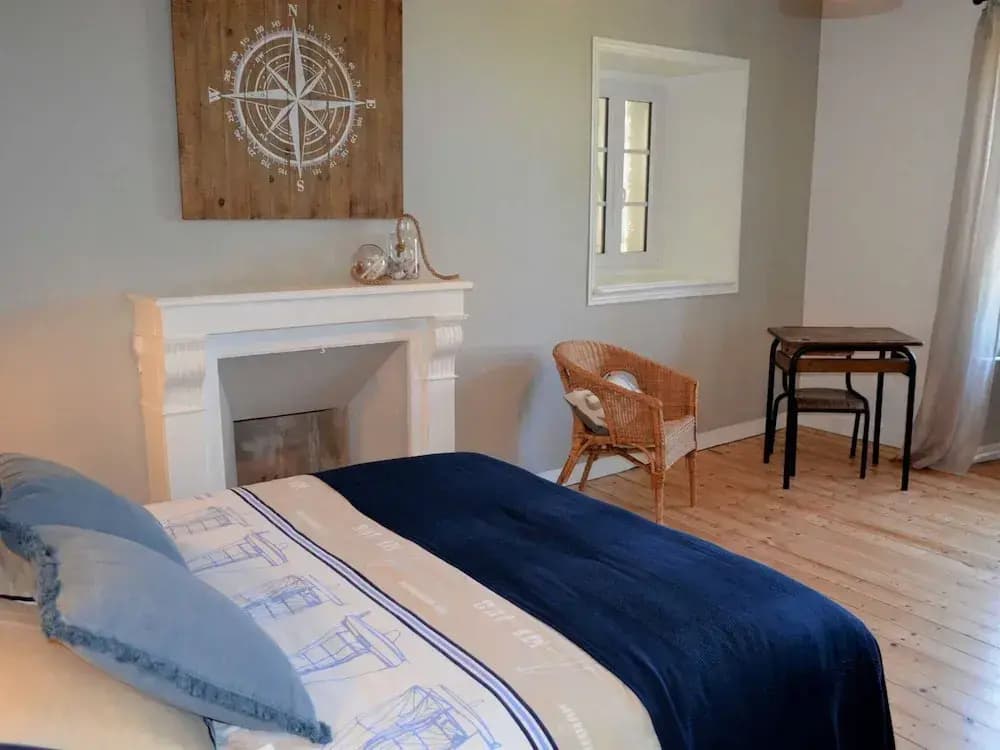 Locquirec Coastal Holiday Villa for 10 - Photo 3
