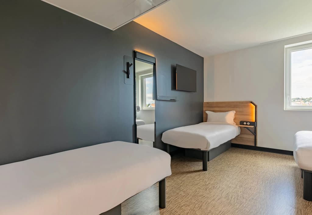 B&B Hotel Mulhouse Bâle Aéroport - Photo 5