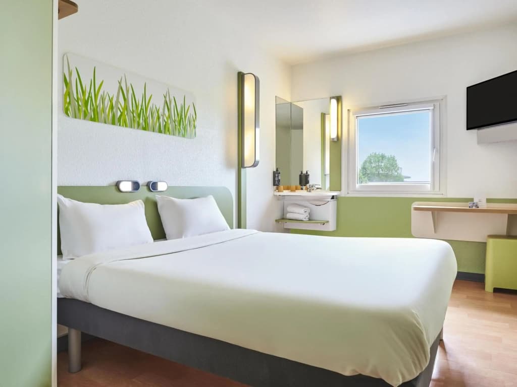 ibis budget Santeny - Photo 5