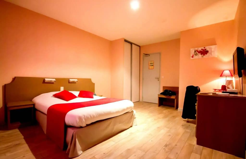 Hôtel Le Réverbère de Vic en Bigorre - Photo 5