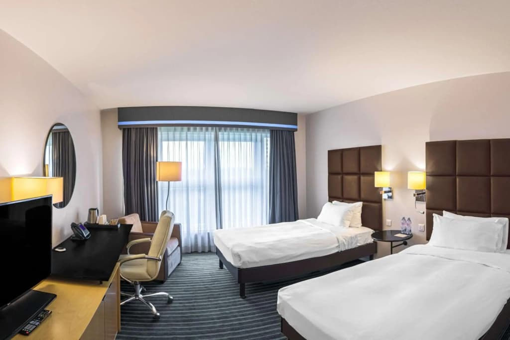 Van der Valk Hotel Paris CDG Airport - Miniature 8